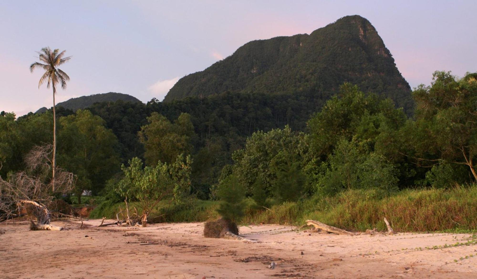 The Village House Santubong Exterior foto